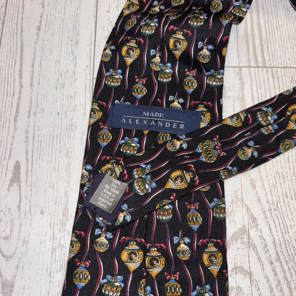 Mark Alexander lot silk